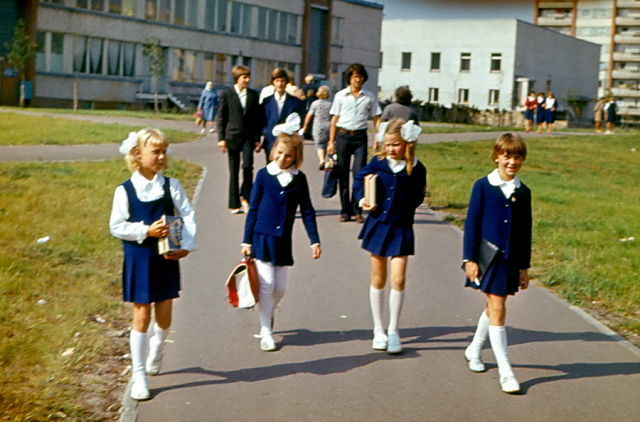 Школьная форма 1975 года фото